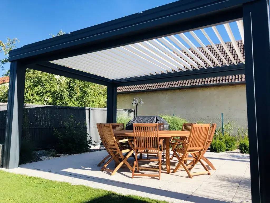 pergola_sur_une_terrasse.webp