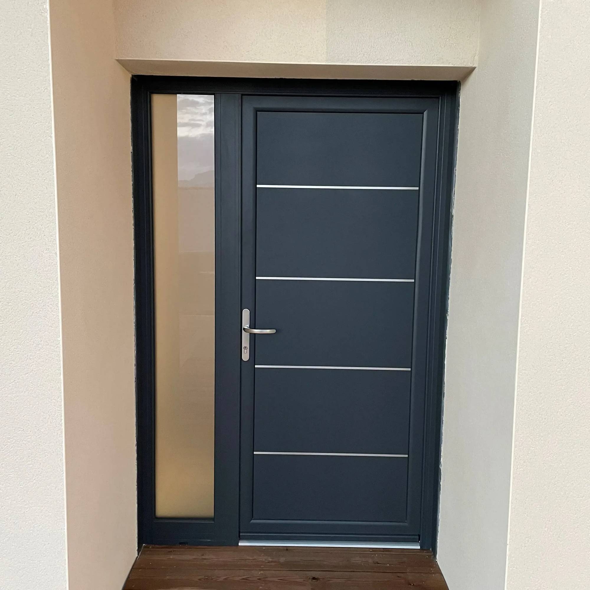 porte_entree_avec_fenetre